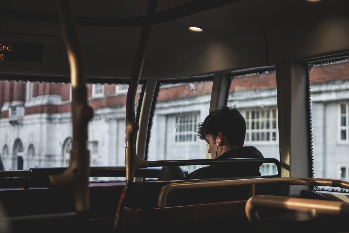 /de/blogs/magazine/the-best-music-to-make-you-fall-asleep
