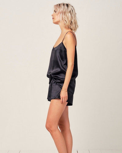 Thera Silk Cami in Midnight Black - Short Loungewear, Pyjama, Seidenpyjama, Schlafanzug | RADICE