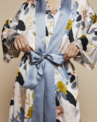 Silk Kimono in August - Loungewear, Pyjama, Silk Pyjama, Nightwear | RADICE